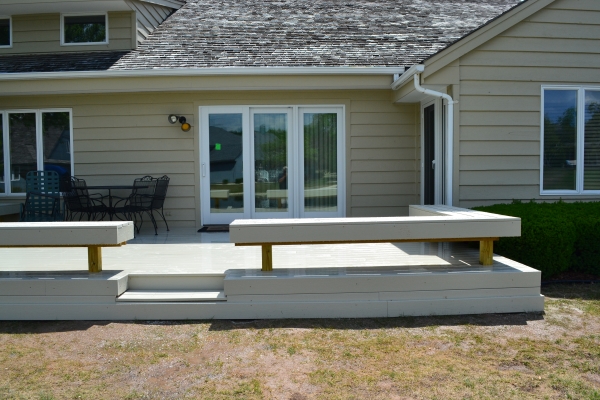 Composite deck installers in Brookfield WI